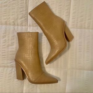 Nasty Gal Croc Sock Boot 🐊